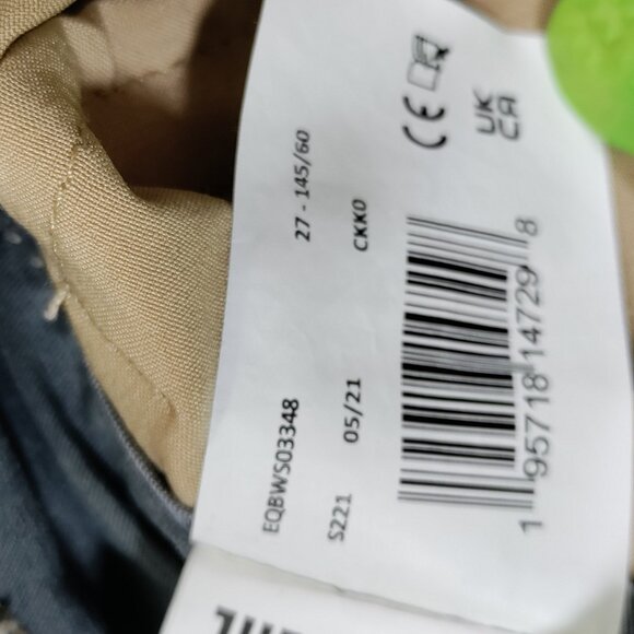 QuickSilver Amphibian Shorts Size 27 Beige Tan 10in Inseam Stretch Beach Board - Picture 7 of 13